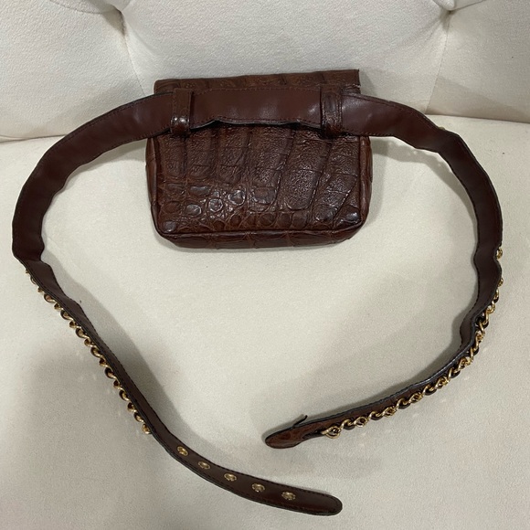 Rare🔥🔥Chanel Alligator Vintage Waist Flap Bag - Picture 10 of 16
